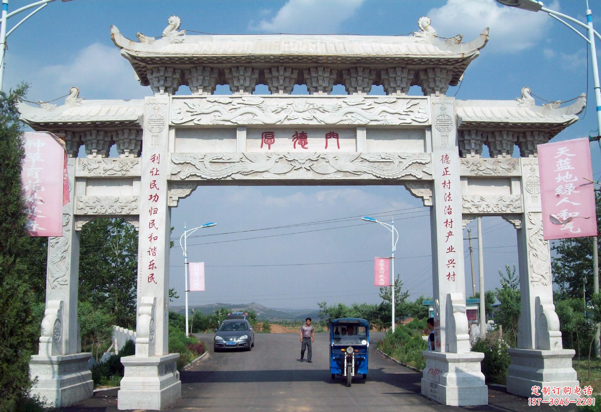 南阳专业定制门楼雕塑打造个性空间