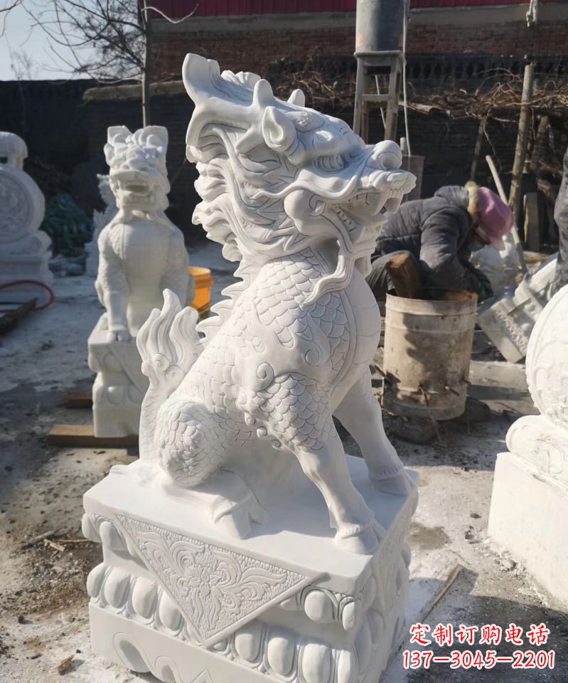 南阳石雕麒麟神兽招财动物雕塑