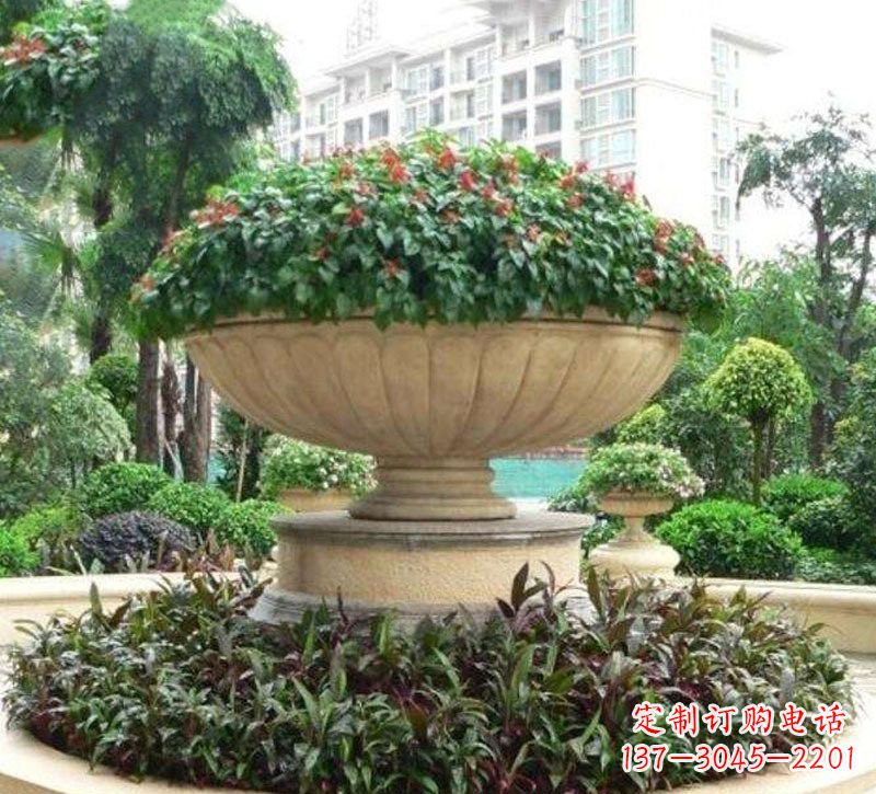 南阳石雕小区花盆
