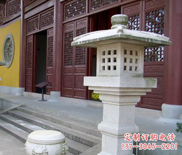 南阳寺庙景观镂空石灯石雕