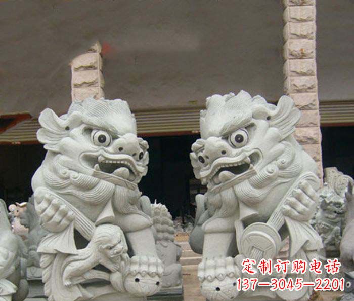 南阳寺庙景观南方狮子石雕 (2)