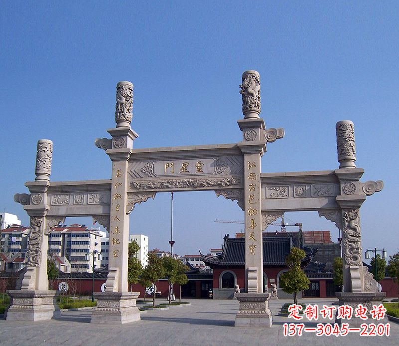 南阳寺庙景观石牌坊