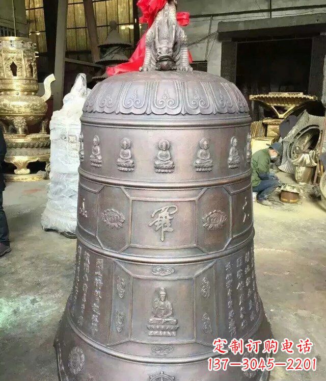 南阳寺庙铜雕钟铸铜钟雕塑