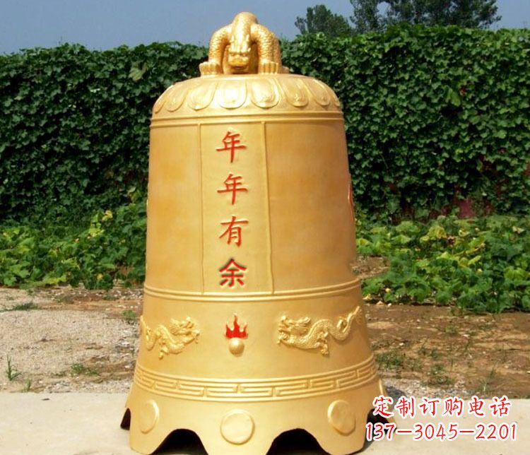 南阳寺庙铜钟雕塑 (2)