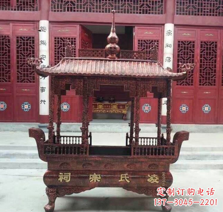 南阳寺庙香炉铜雕