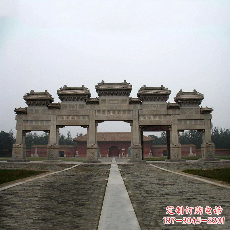 南阳寺院五门石牌楼