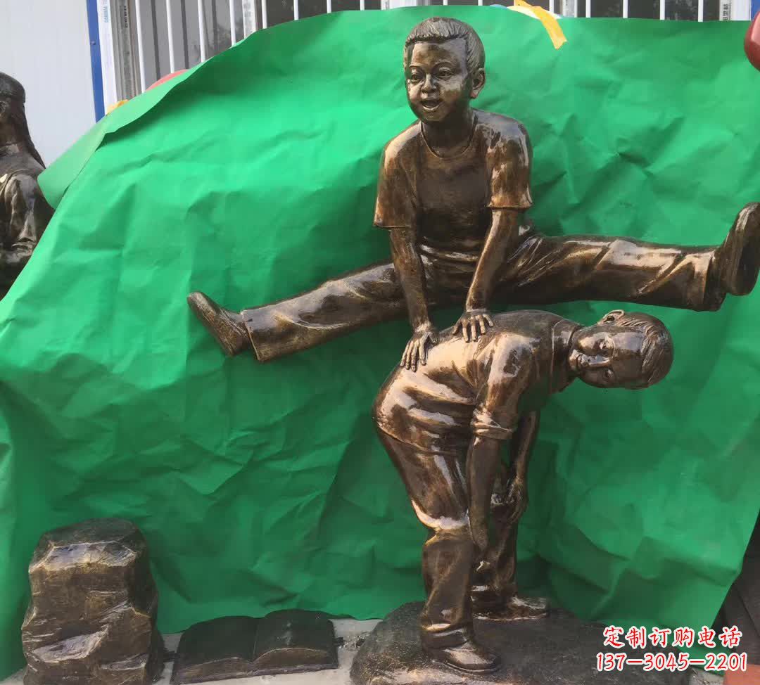 南阳跳马儿童铜雕