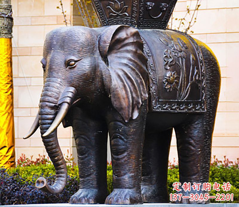 南阳铜雕大象