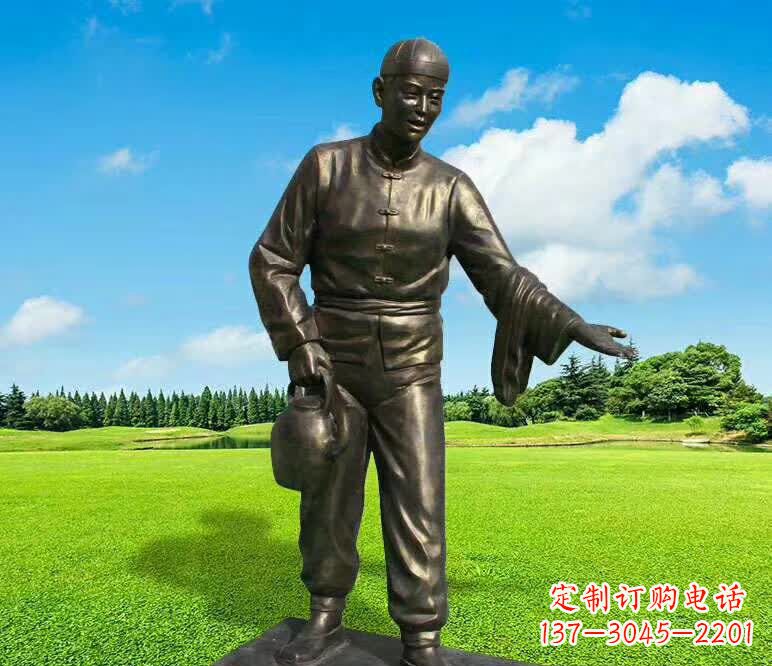 南阳铜雕店小二人物雕塑1