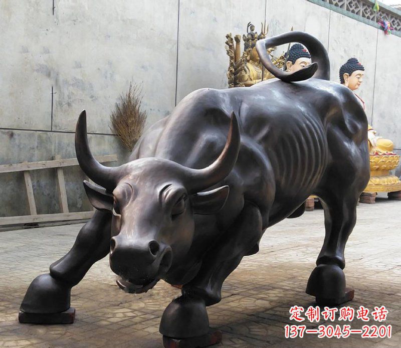 南阳铜雕广场华尔街动物牛 (2)
