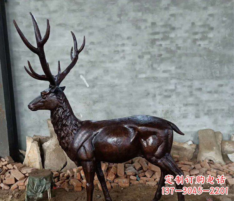 南阳铜雕户外公园动物雕塑鹿摆件