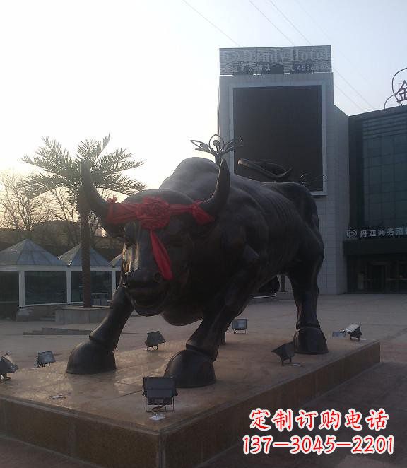 南阳铜雕牛公园动物雕塑
