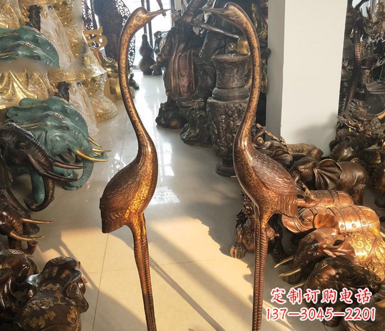 南阳铜雕仙鹤踩龟雕塑摆件