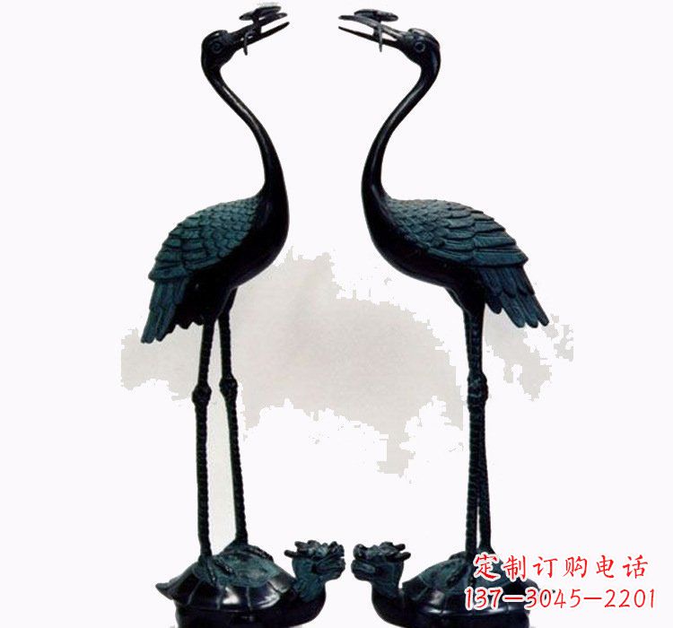 南阳铜雕仙鹤和龙龟
