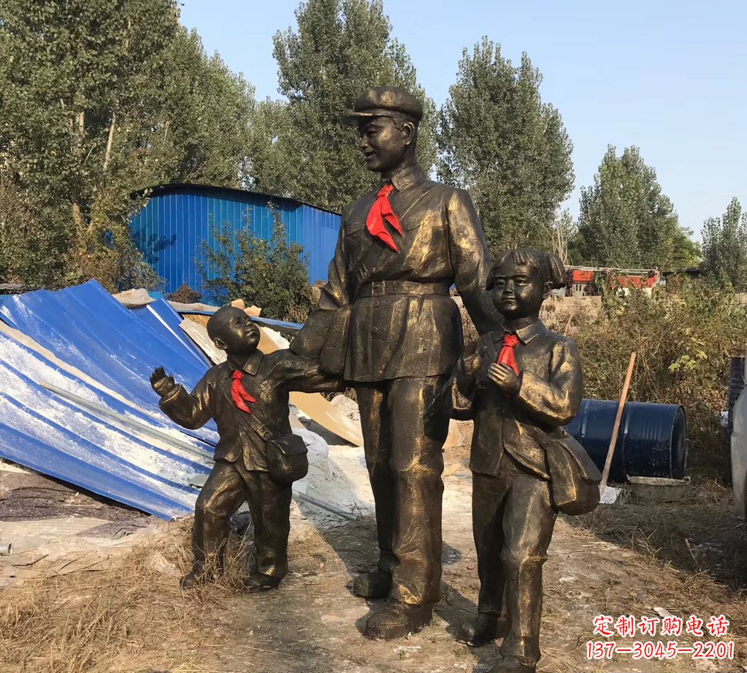 南阳铜雕校园雷锋雕塑