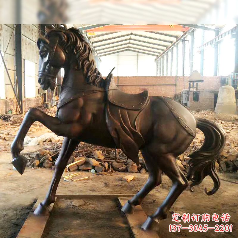 南阳铜雕战马
