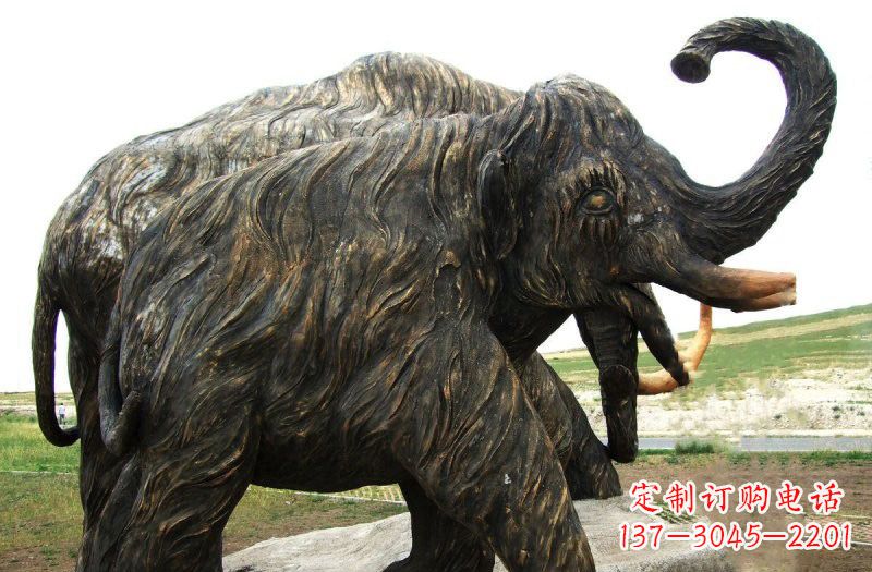 南阳铜雕长毛象动物雕塑