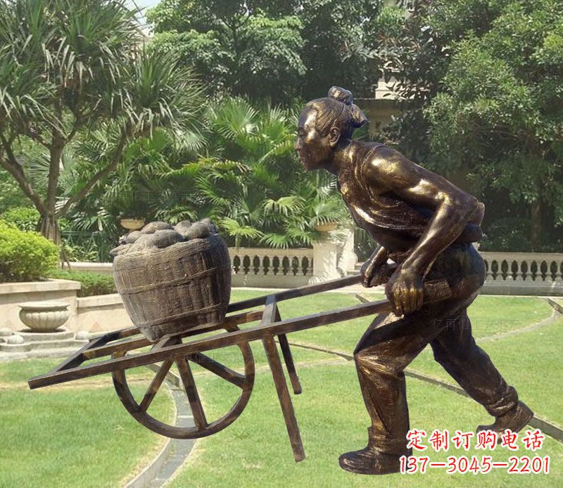 南阳推独轮车的古人铜雕