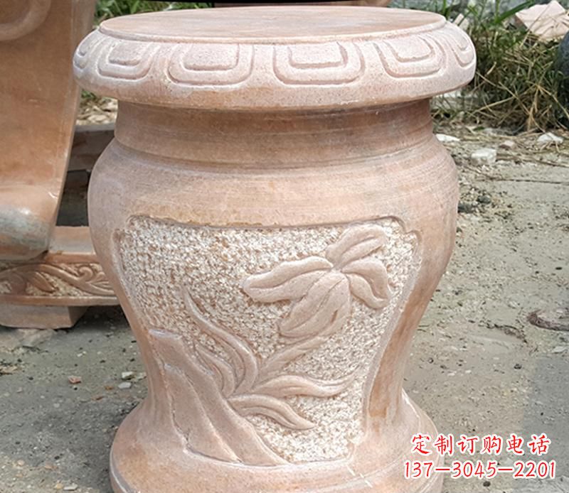 南阳晚霞红景观蝴蝶石凳