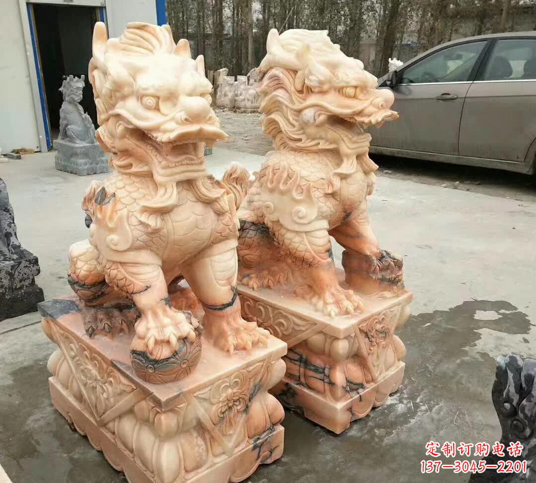 南阳晚霞红酒店麒麟门墩