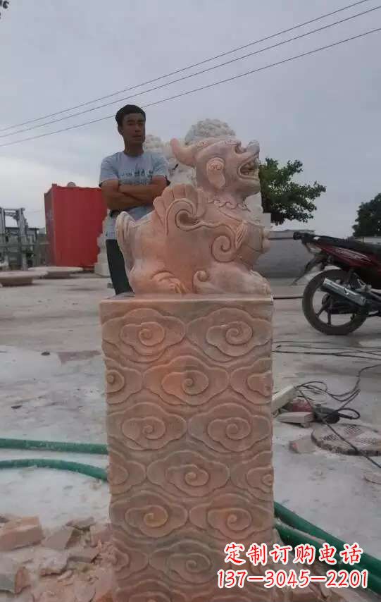 南阳晚霞红貔貅石门墩