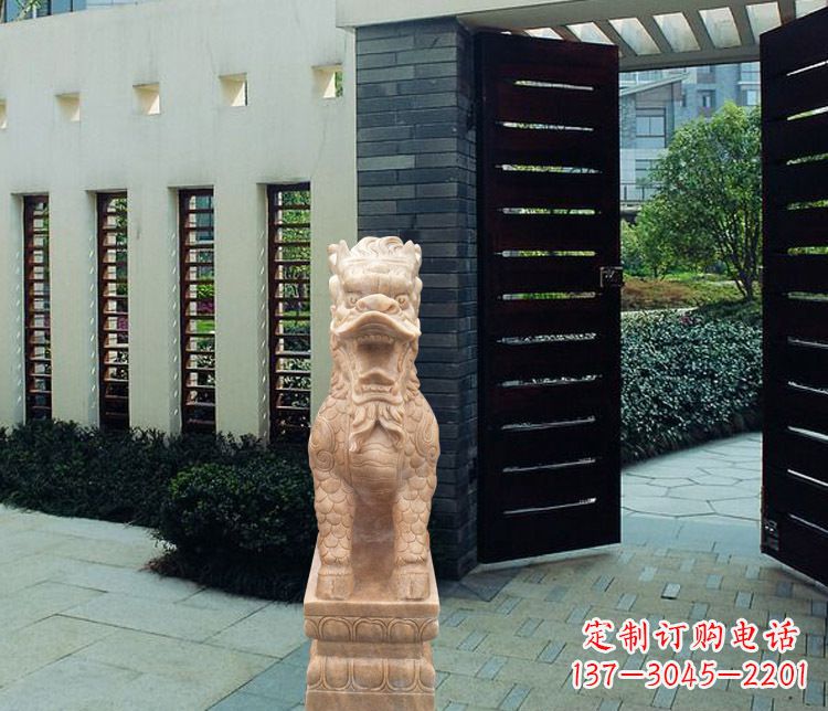 南阳晚霞红瑞兽麒麟雕塑
