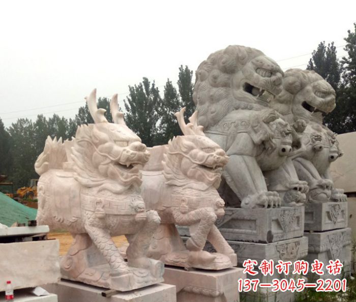 南阳晚霞红瑞兽麒麟石雕