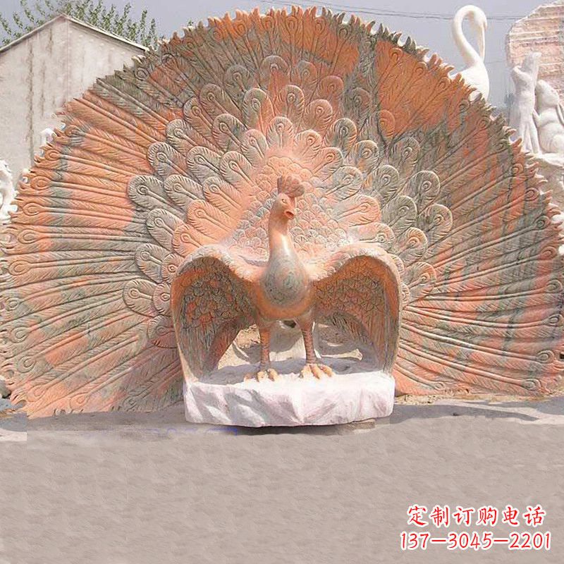 南阳晚霞红石雕孔雀-公园园林景观动物雕塑