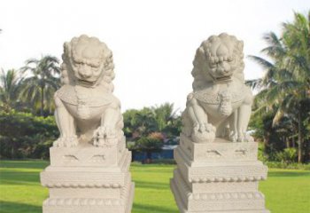 南阳狮子雕塑增添华贵气息