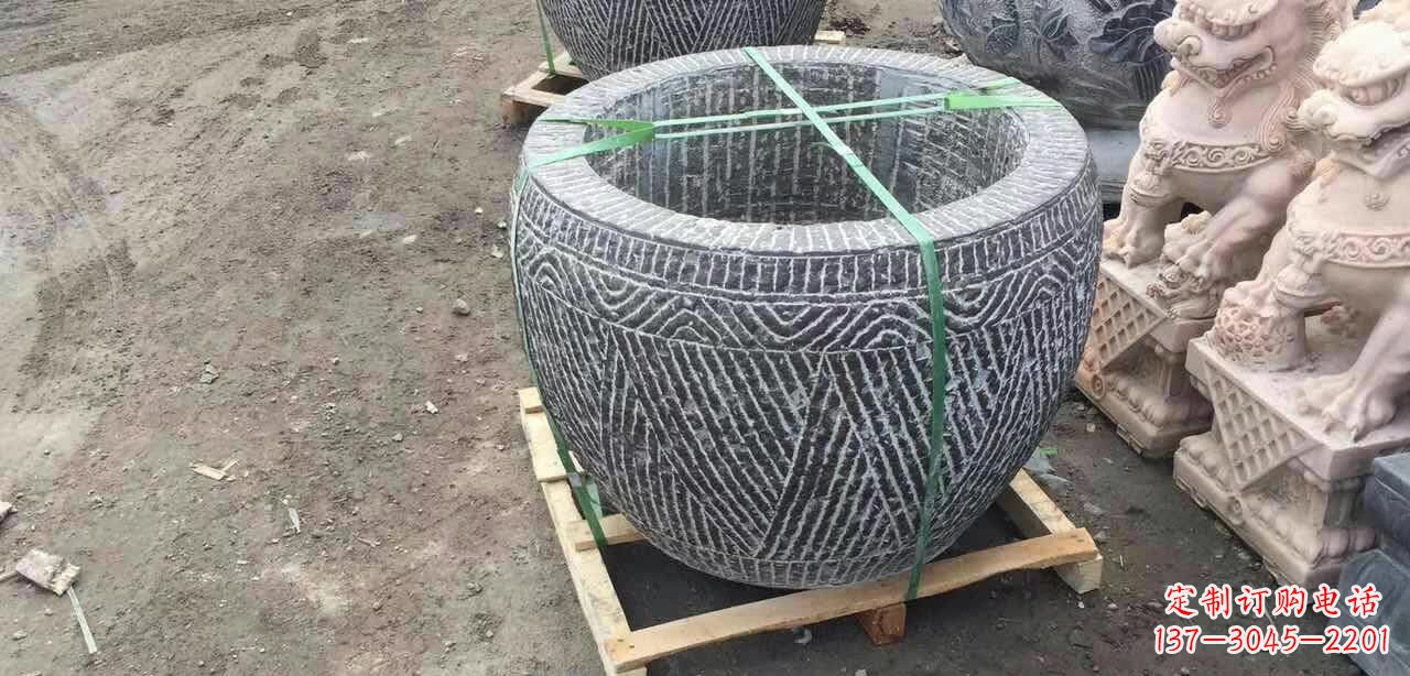 南阳纹理石浮雕水缸