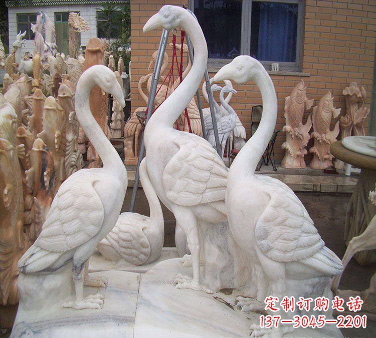 南阳仙鹤衔树枝 石雕