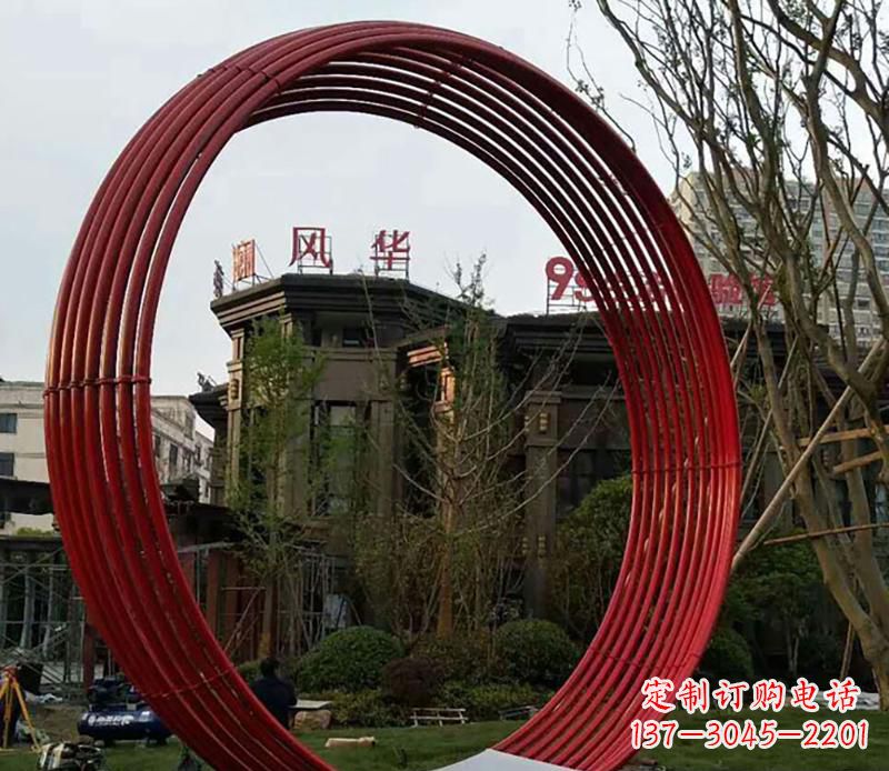 南阳小区不锈钢圆环景观雕塑
