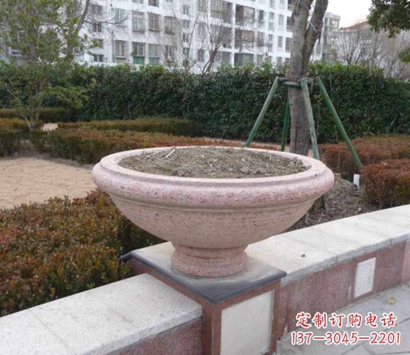 南阳小区花盆石雕