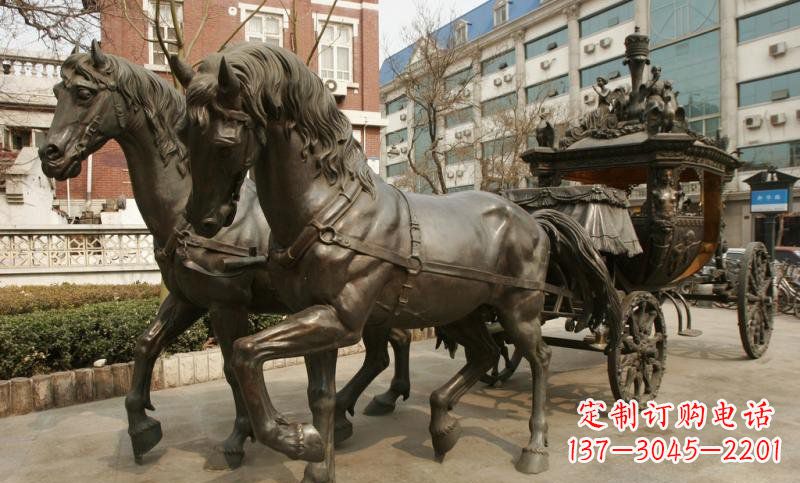 南阳小区欧式马车铜雕