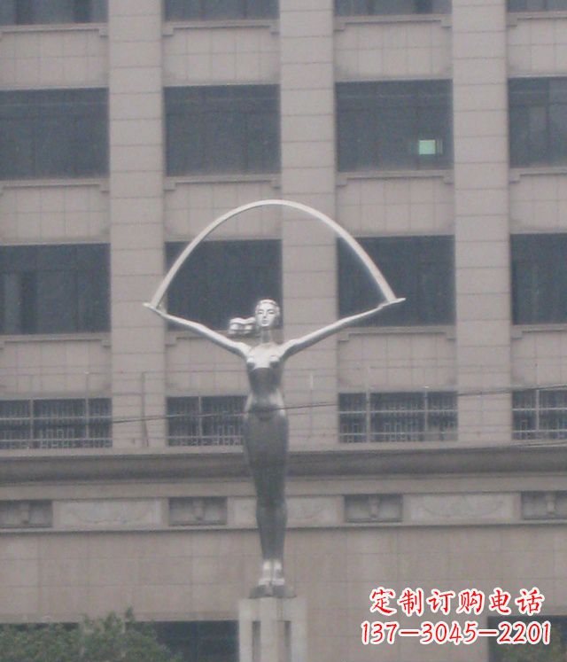 南阳校园不锈钢女孩雕塑