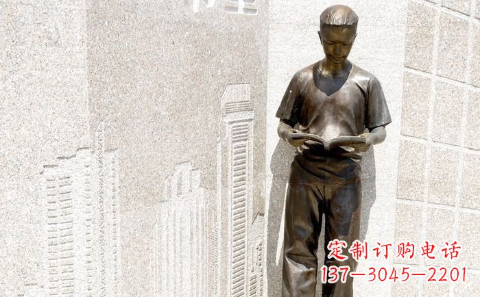 南阳校园看书的学生人物铜雕