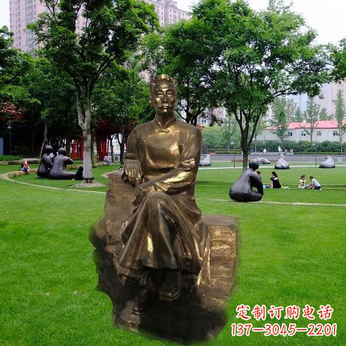 南阳校园名人鲁迅先生玻璃钢仿铜雕像