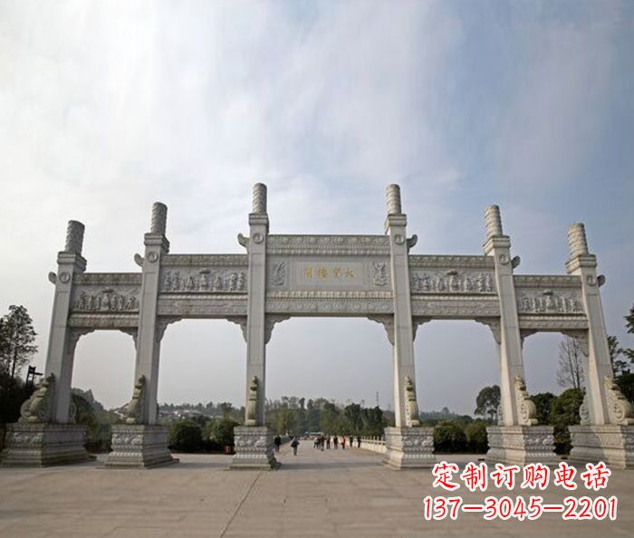 南阳园林景观五门石雕牌坊