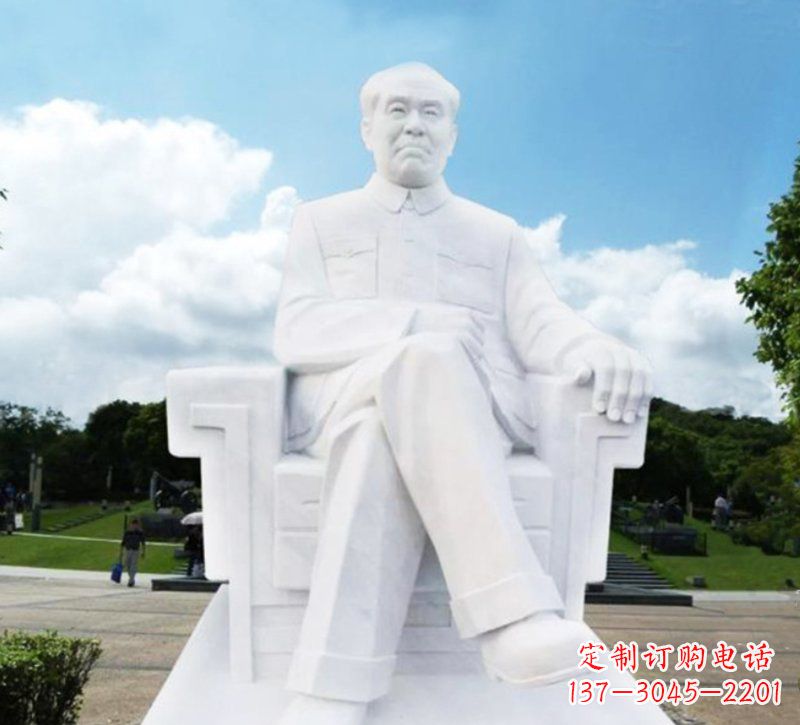 南阳朱德坐式伟人石雕