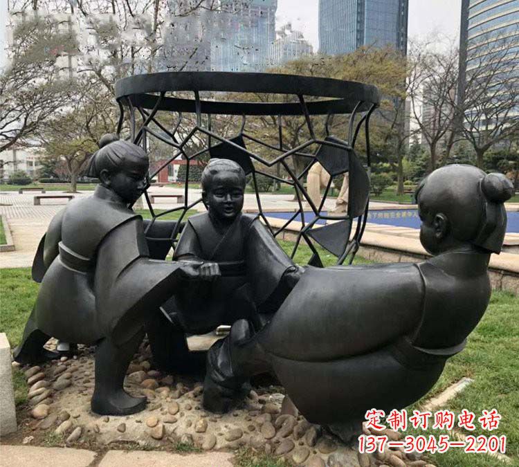 南阳铸铜公园司马光砸缸儿童雕塑