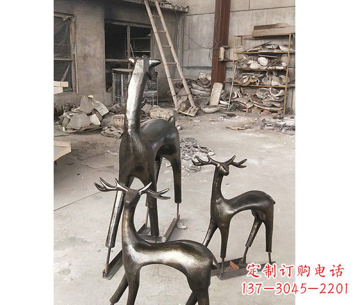 南阳铸铜梅花鹿动物铜雕摆件