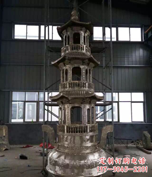 南阳铸铜三层香炉铜雕