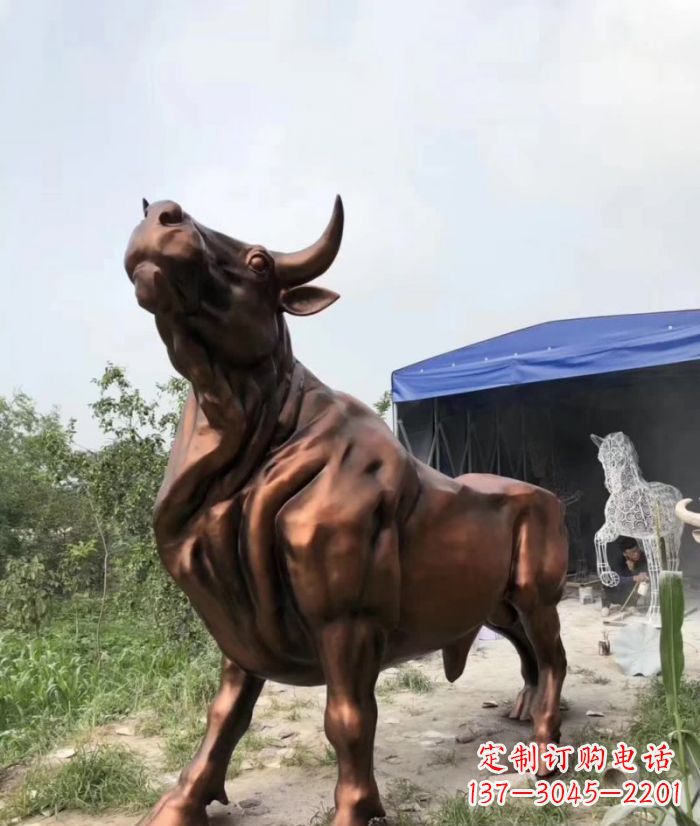南阳紫铜牛动物雕塑